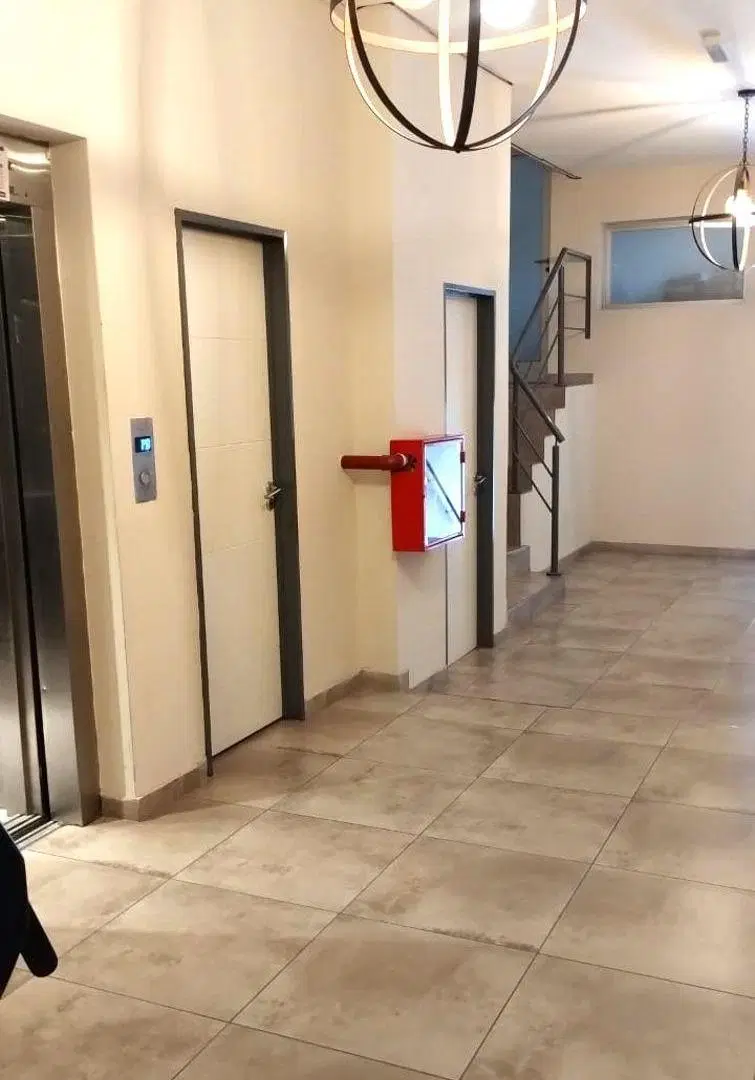 OPORTUNIDAD EN PLENO CENTRO- IDEAL ESTUDIANTE 6