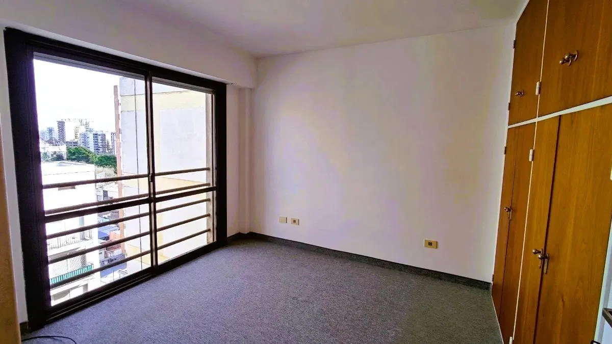 OPORTUNIDAD EN PLENO CENTRO - Soler 50 5