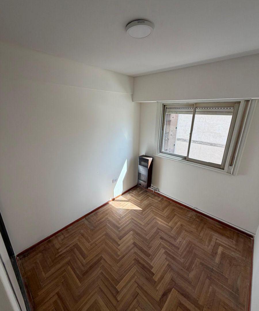Foto de VENTA SEMI PISO- APTO CREDITO- ZONA CENTRO, imagen 4