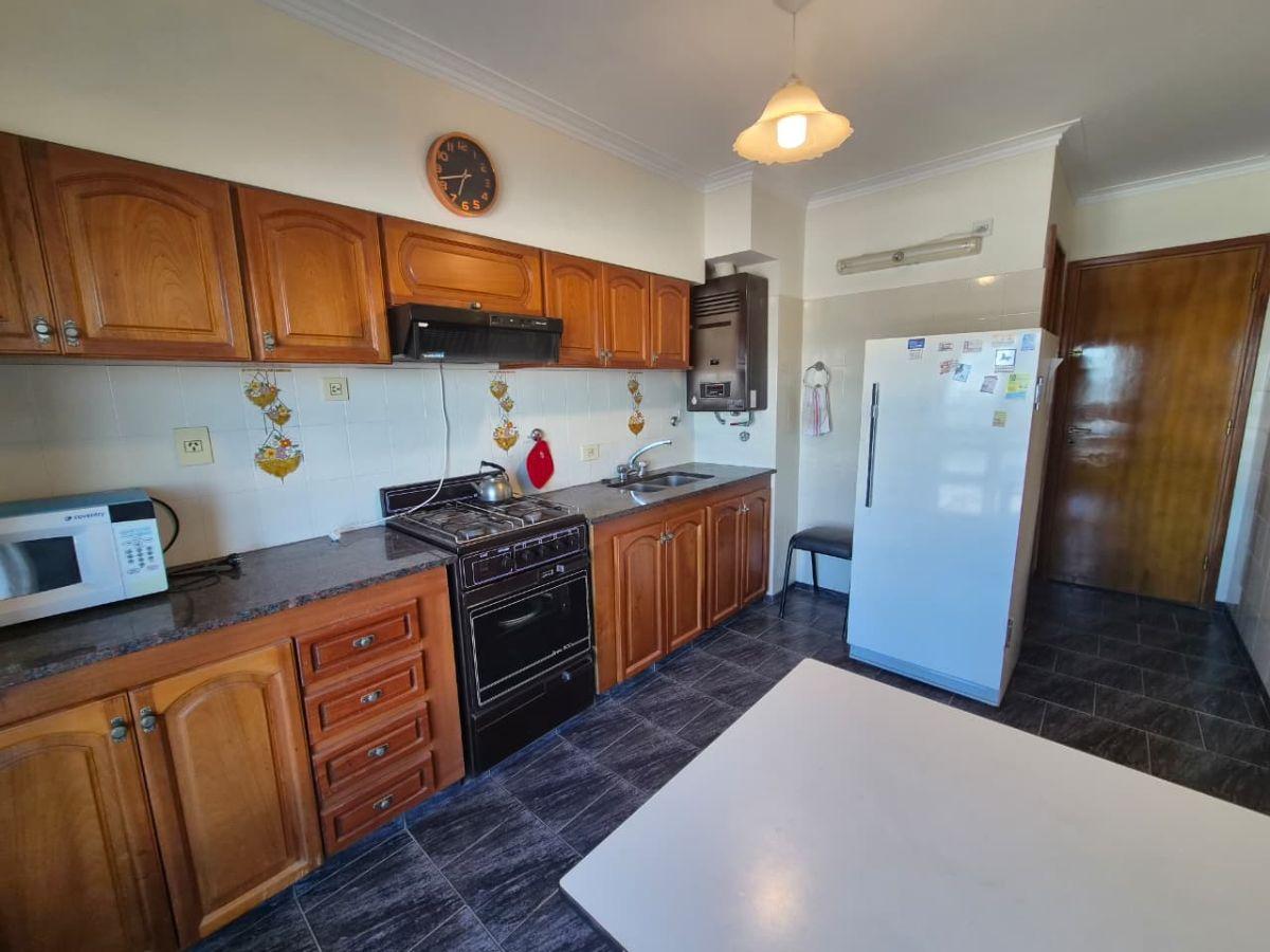 Foto de Departamento en venta sobre Avenida Perón, Monte Hermoso, imagen 3