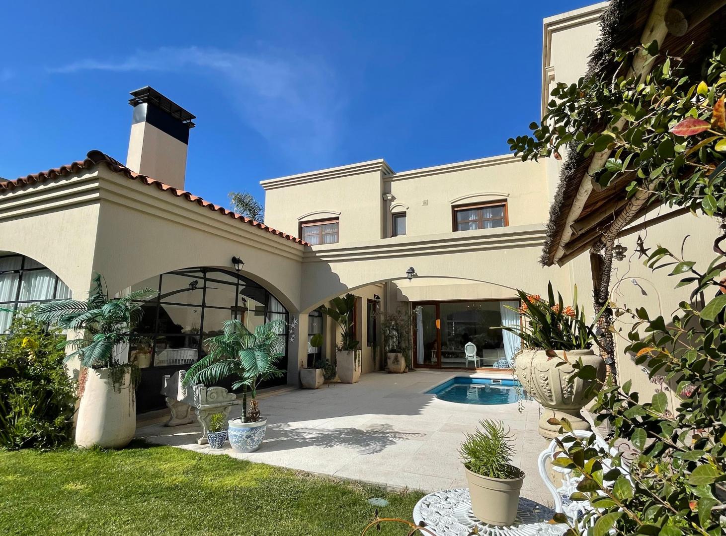 Foto de Espectacular casa en VENTA, Bosque Alto, Bahía Blanca, imagen 2