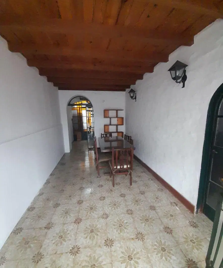 Casa de 100 m² con 3 dormitorios en alquiler en La Plata 2