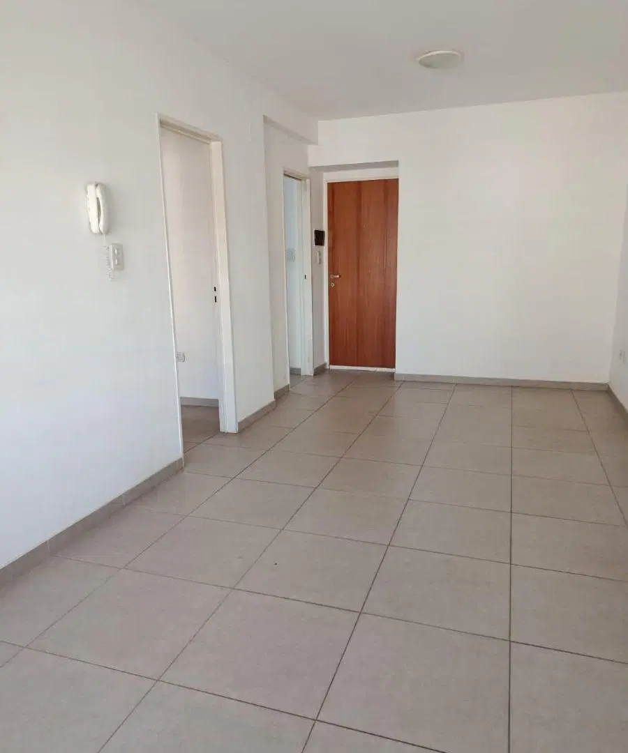 Departamento en alquiler a metros de calle 12 5