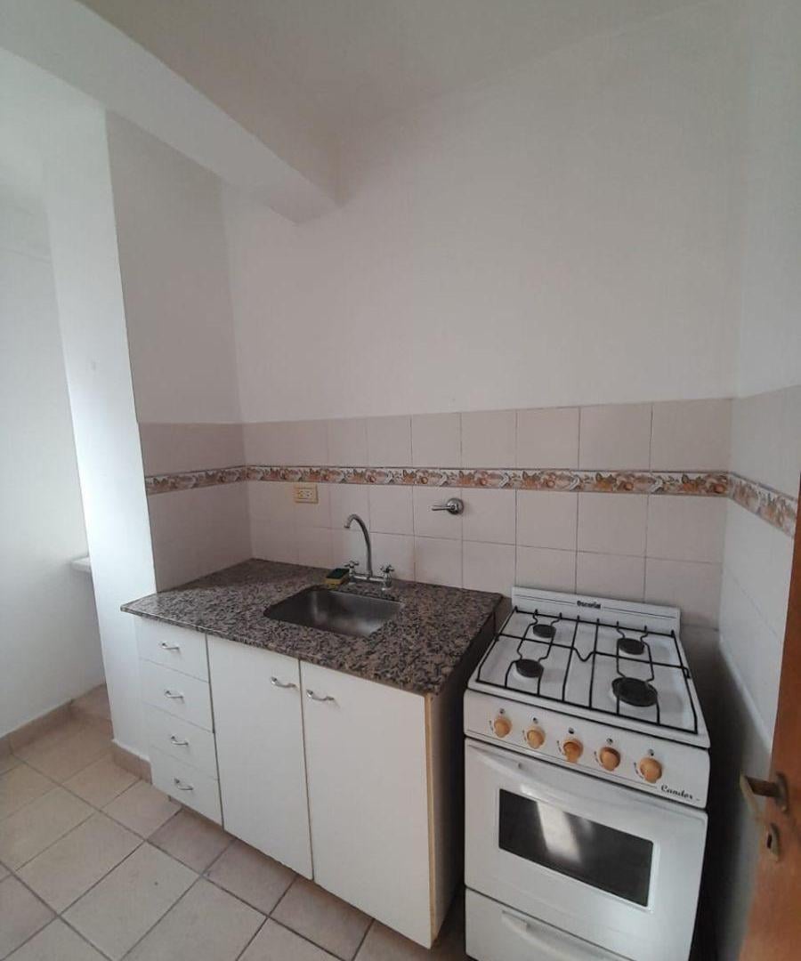 Foto de Departamento de 1 dormitorio en alquiler en La Plata, imagen 4