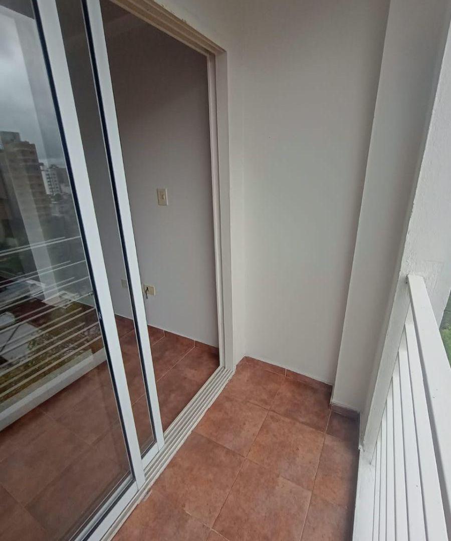 Foto de Departamento de 1 dormitorio en alquiler en La Plata, imagen 5