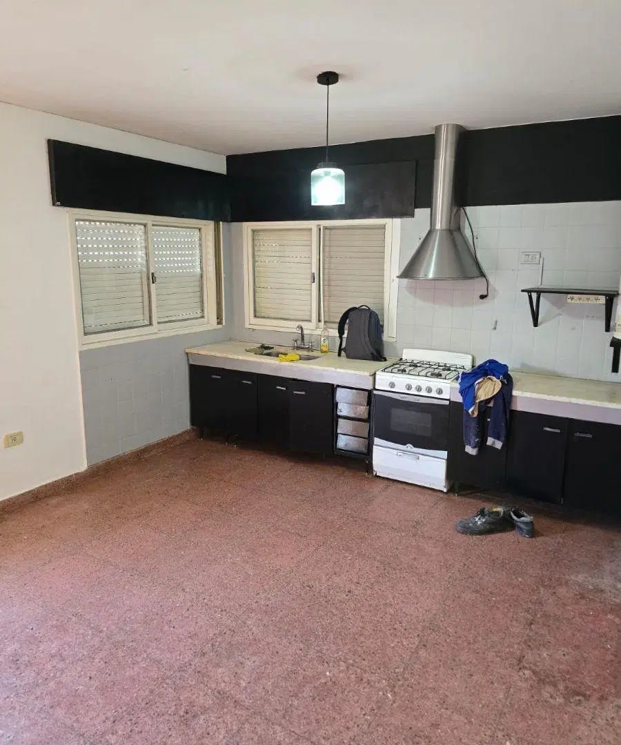Casa en venta de 3 dormitorios con gran patio y quincho en los Bv los Alemanes 5