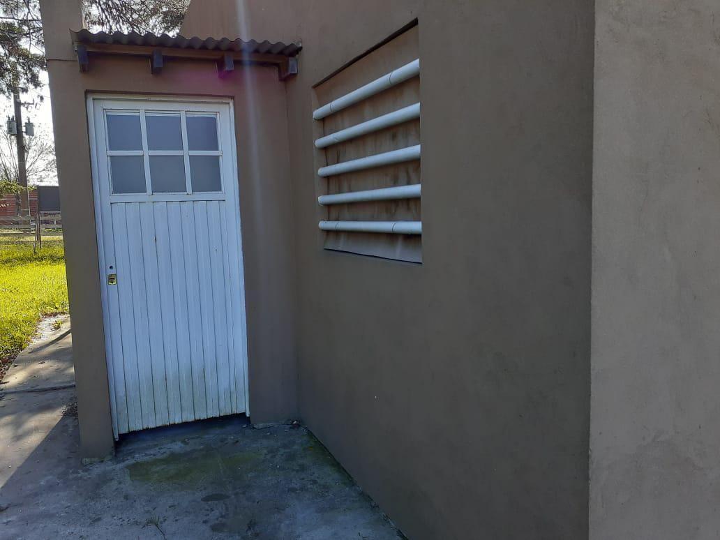 Casa en   venta , dentro de barrio cerrado en San Carlos