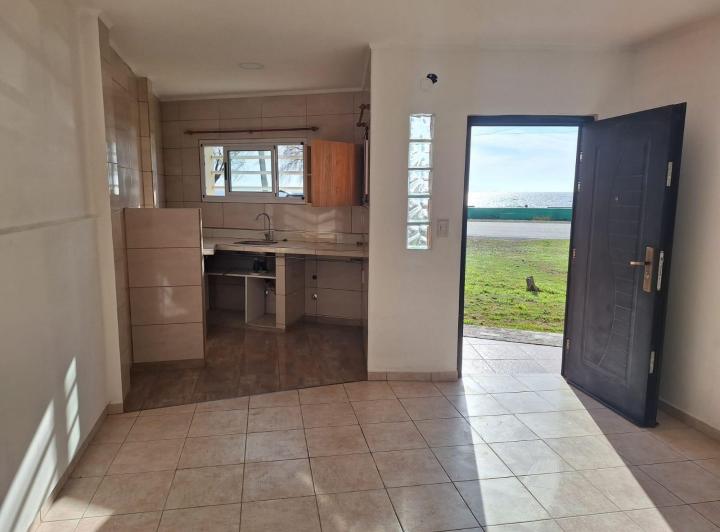 DEPARTAMENTO EN ALQUILER, FRENTE AL RIO. 2