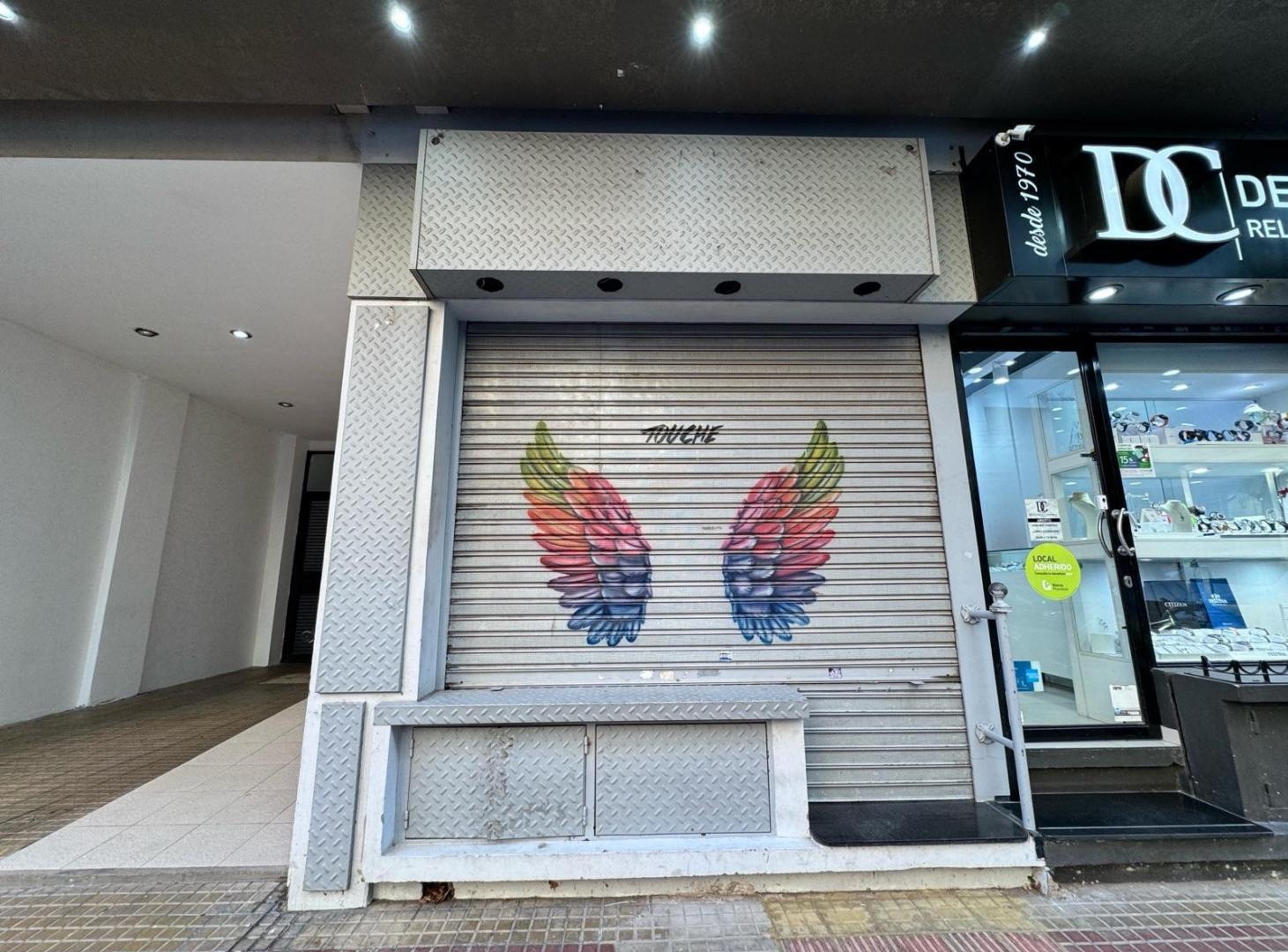 Foto de Local frente al pasaje Rodrigo, imagen 3