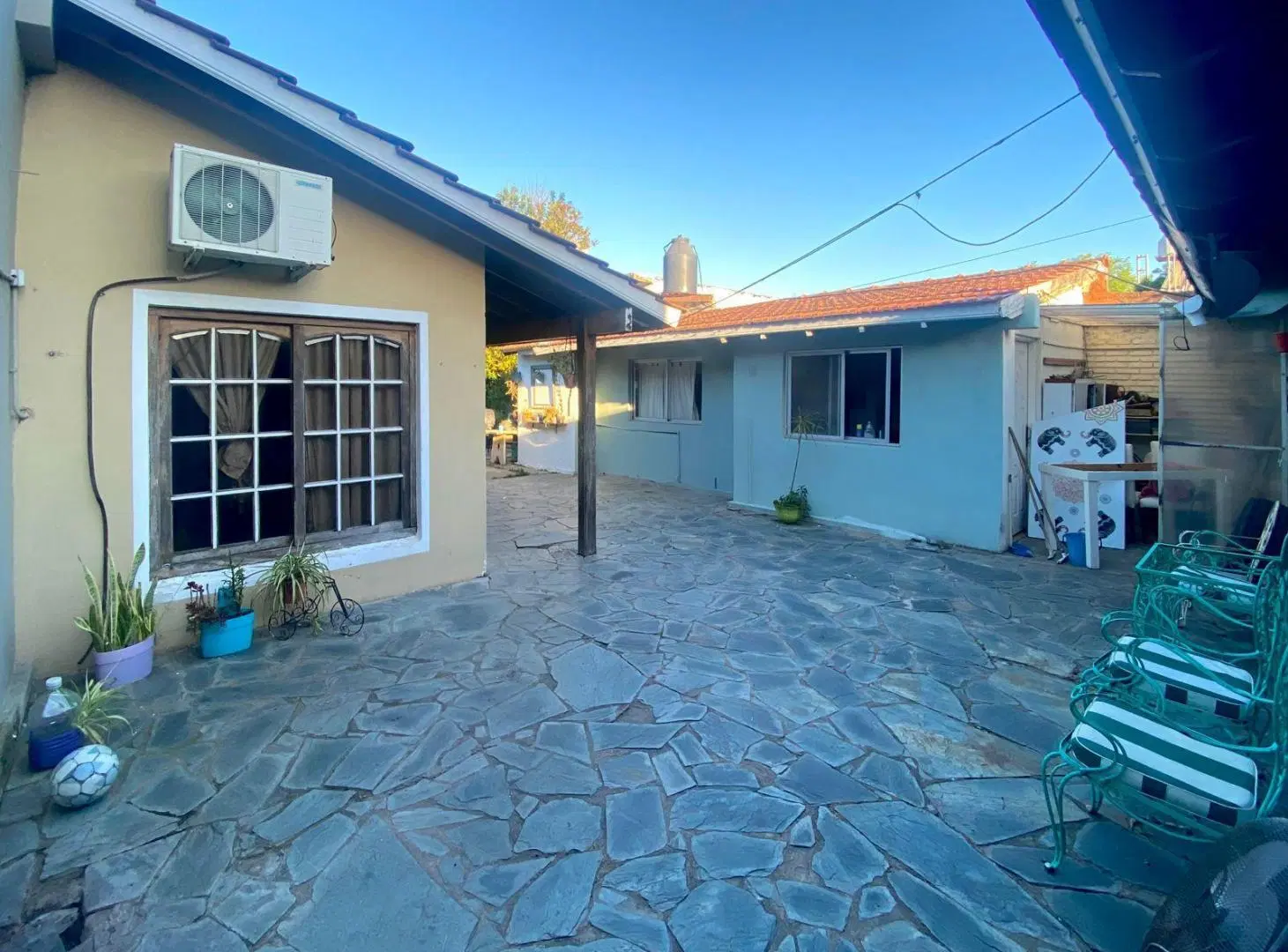 Casa con Gran Terreno en Venta | Ideal inversores, desarrolladores y familias | Berazategui Centro 4