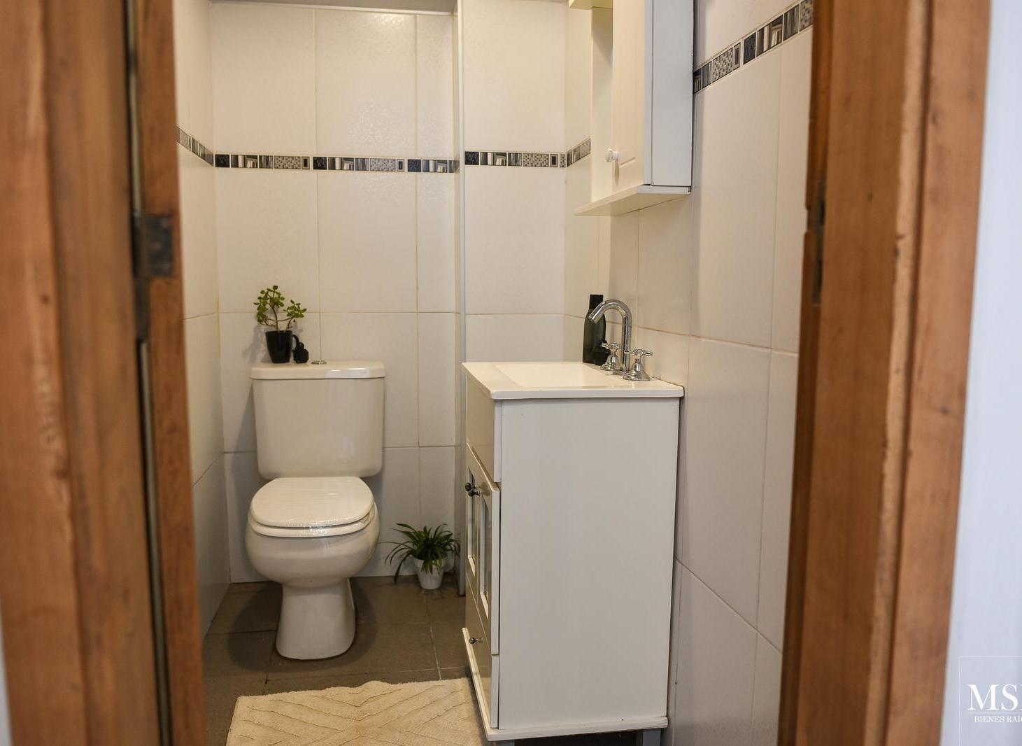 Foto de Casa 3 dormitorios más local refaccionado, Bossinga N° 909, Ensenada, imagen 5