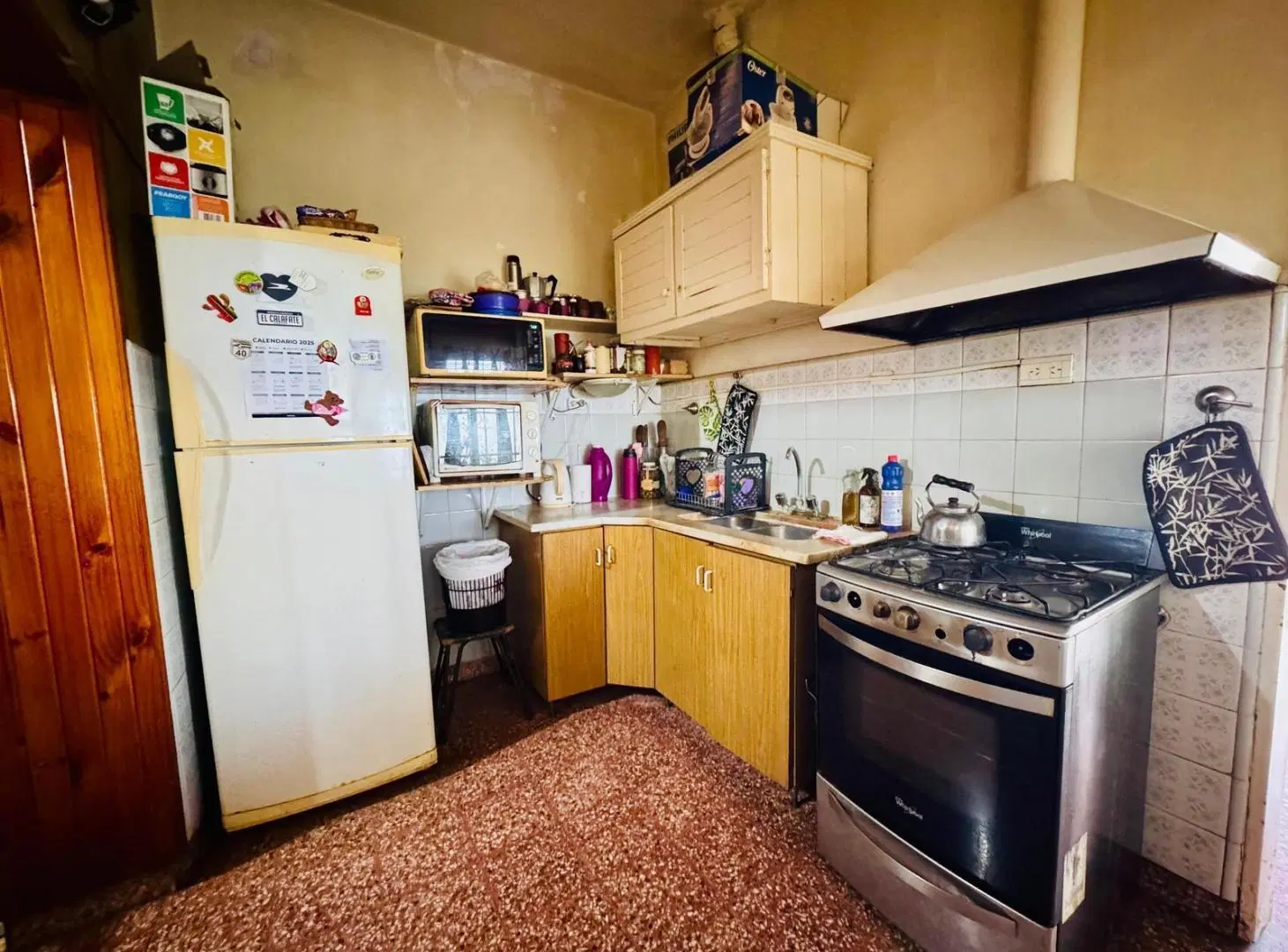 Oportunidad en Berazategui | Vivienda con potencial para consultorios, oficinas o uso profesional 5