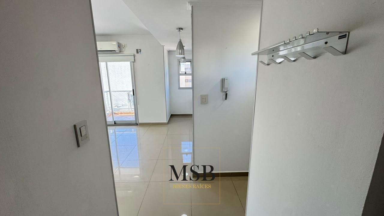 Foto de Departamento de un dormitorio con cochera en alquiler, 39 e 9 y 10, imagen 5