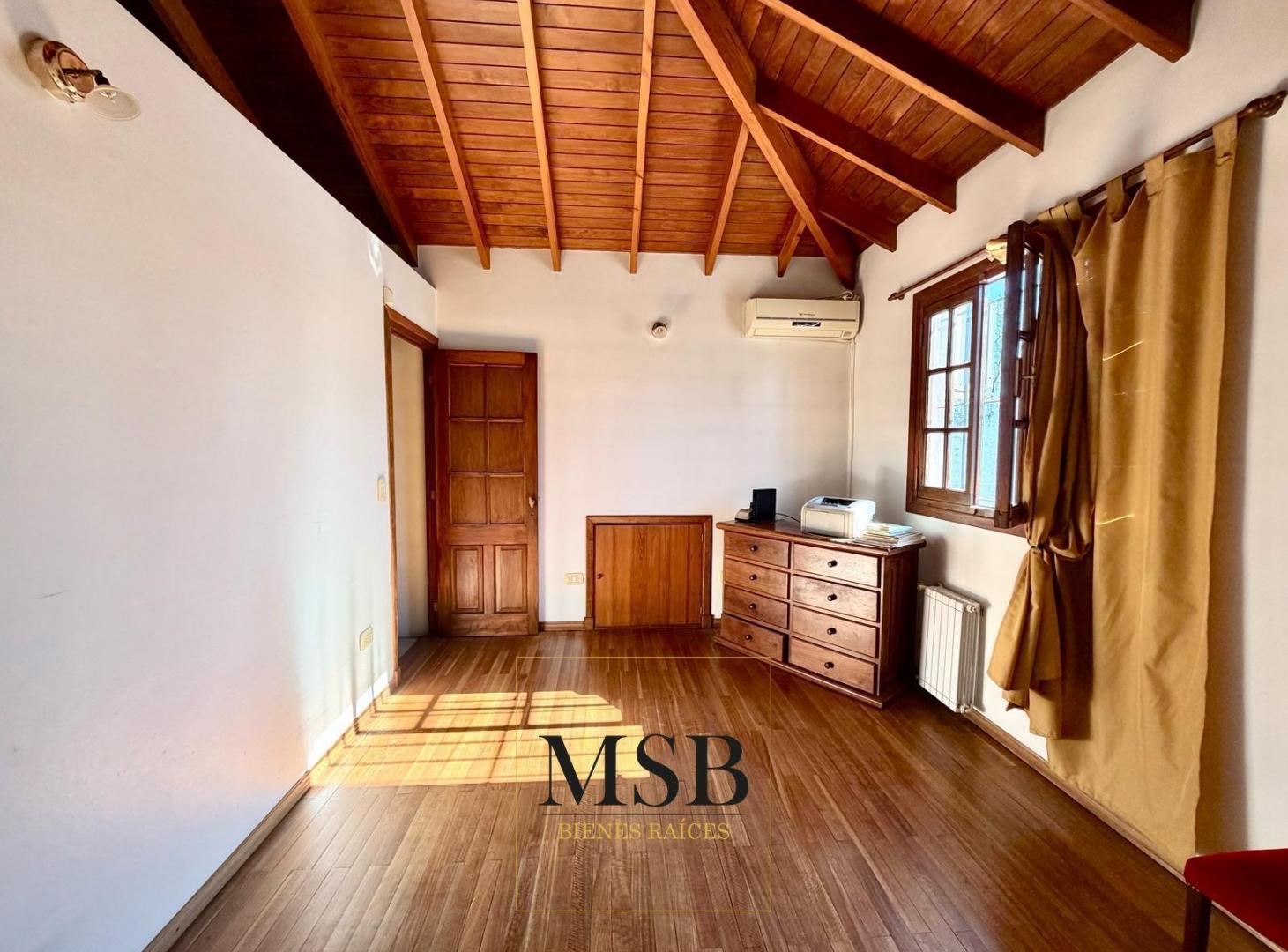 Foto de Casa 3 dormitorios con patio y cochera en La Plata, imagen 5