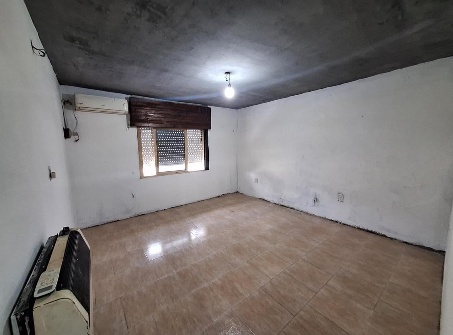 Foto de Casa en venta de dos ambientes y parque, imagen 3
