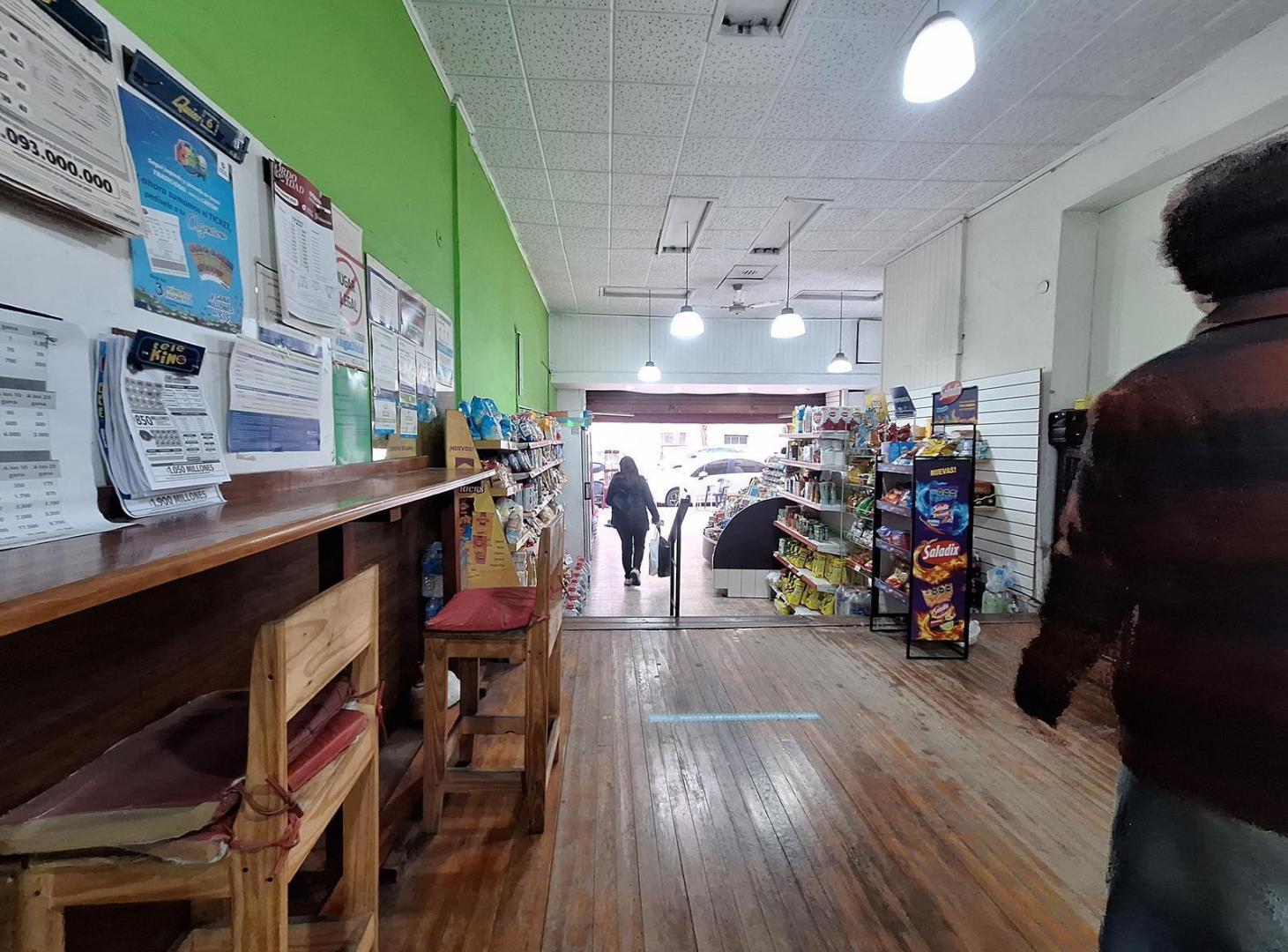 Foto de Local comercial+ departamento en venta| pleno centro, imagen 3