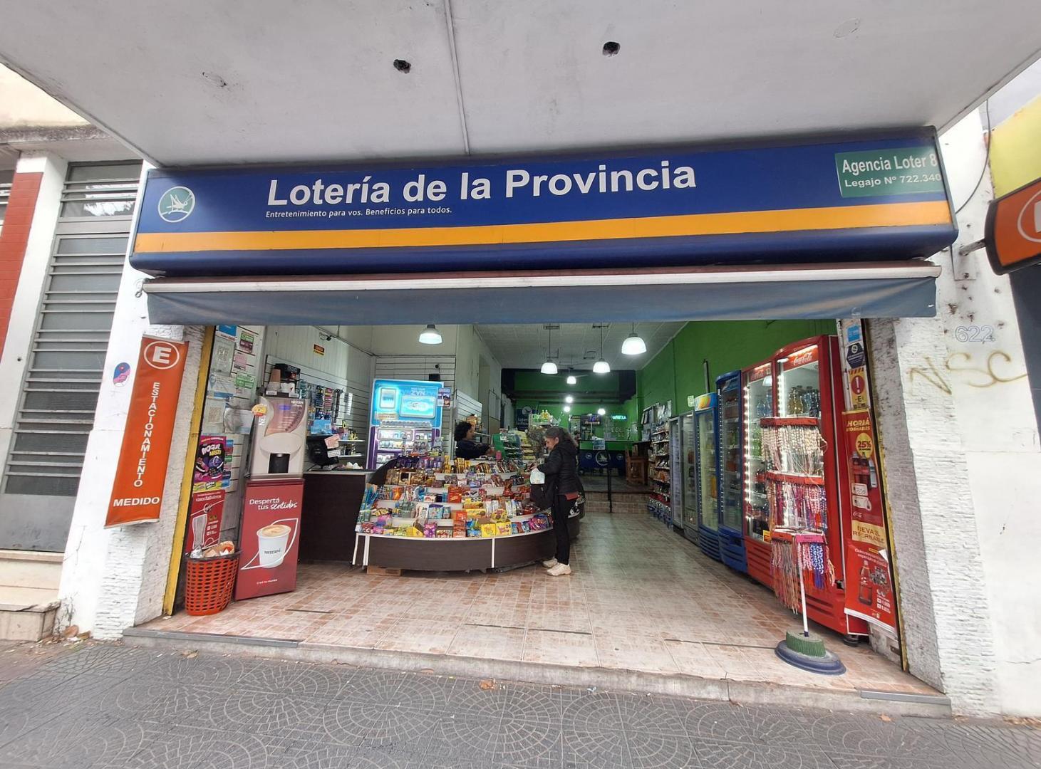 Foto de Local comercial+ departamento en venta| pleno centro, imagen 1