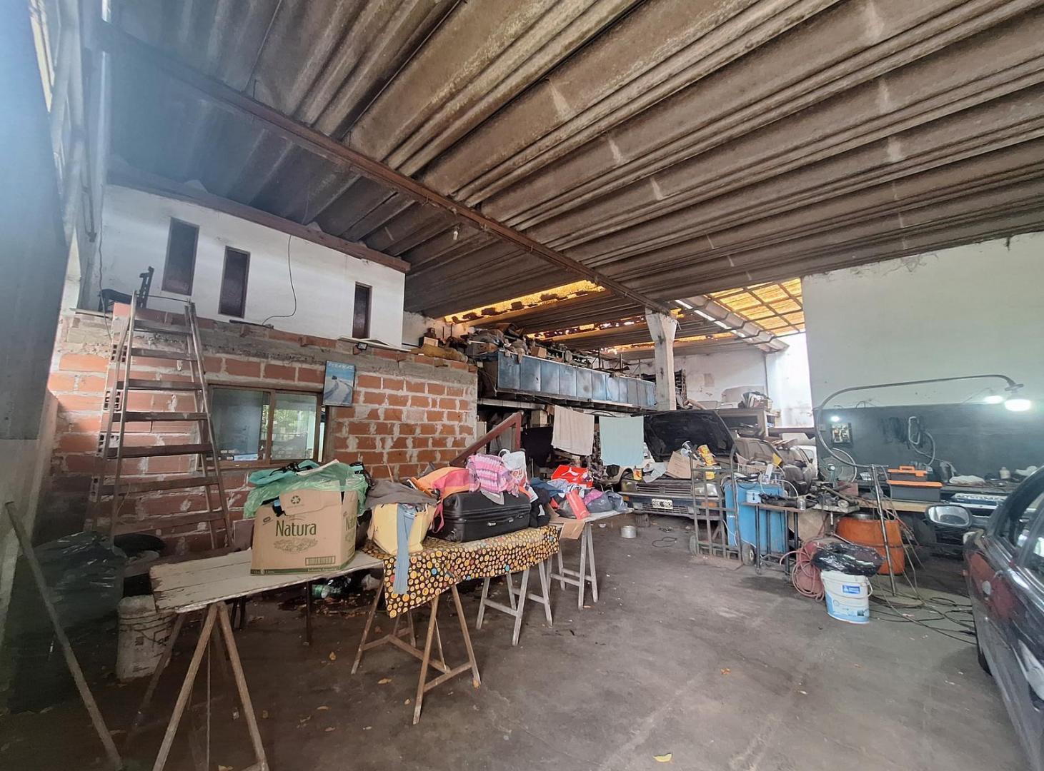 Foto de Galpón + Oficina+ Lote sobre Camino Belgrano, imagen 4