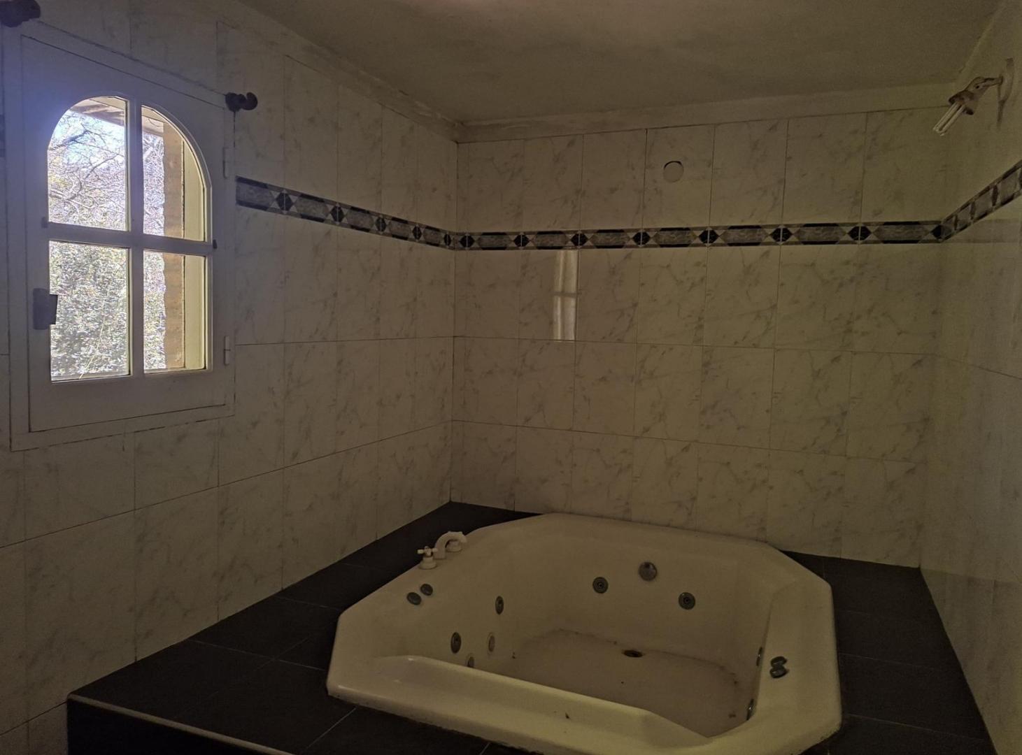 Foto de Casa en venta de 9 ambientes en Ranelagh, imagen 4