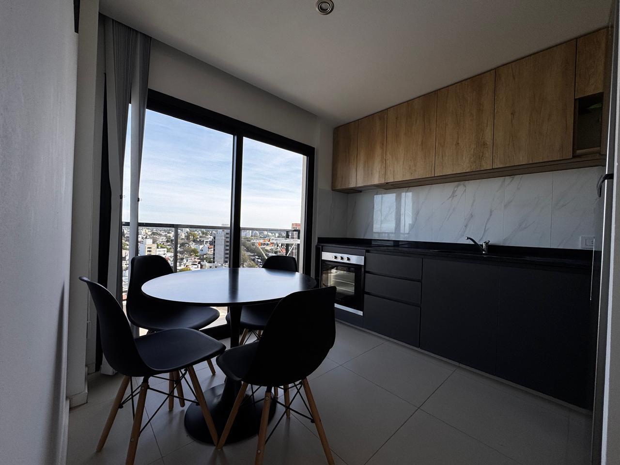 Foto de Alquiler monoambiente amoblado con balcón y terraza en plaza Azcuénaga, imagen 3
