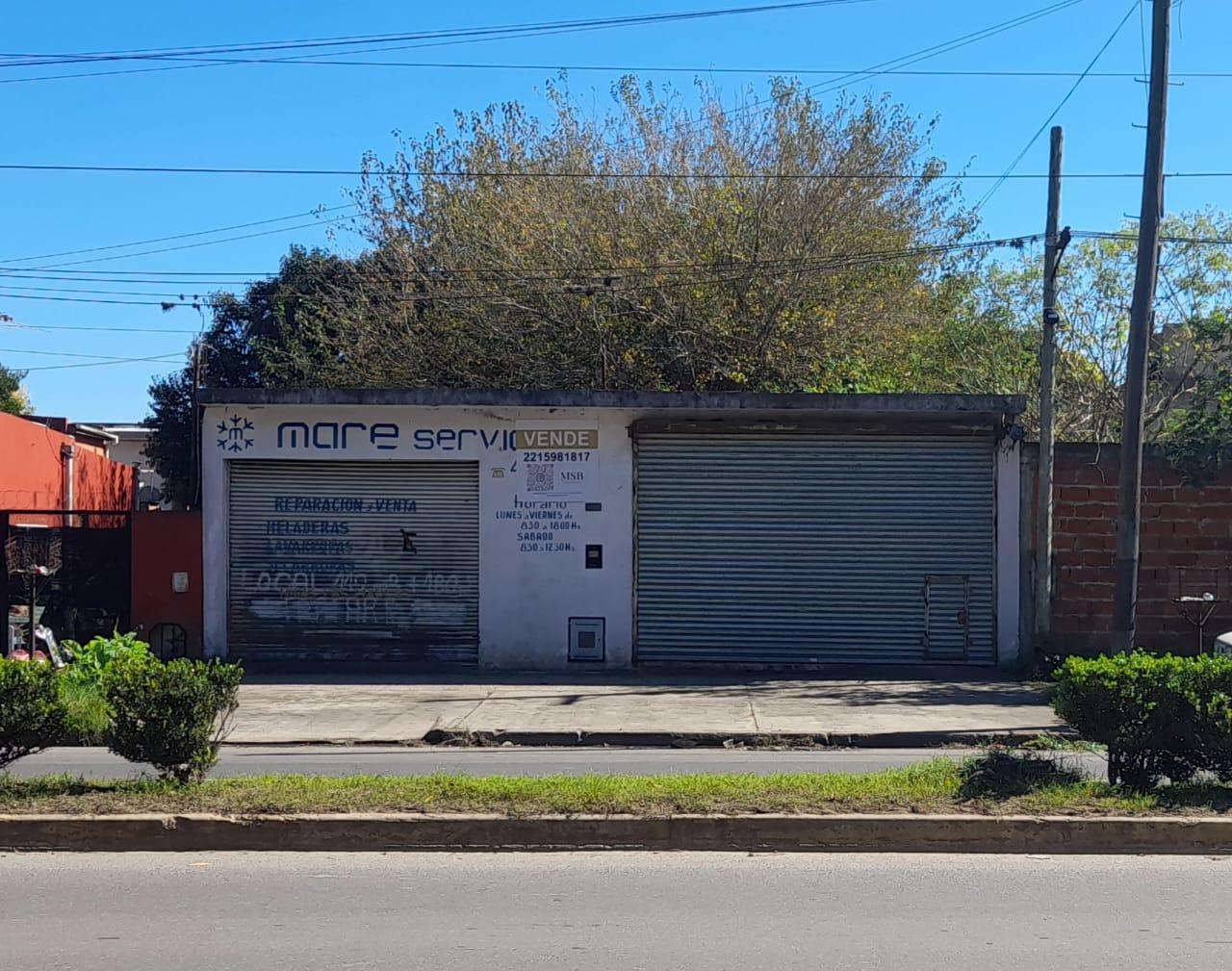 Foto de Local comercial en Av. 72 E/ 134 y 135 La Plata con 300m2, imagen 1