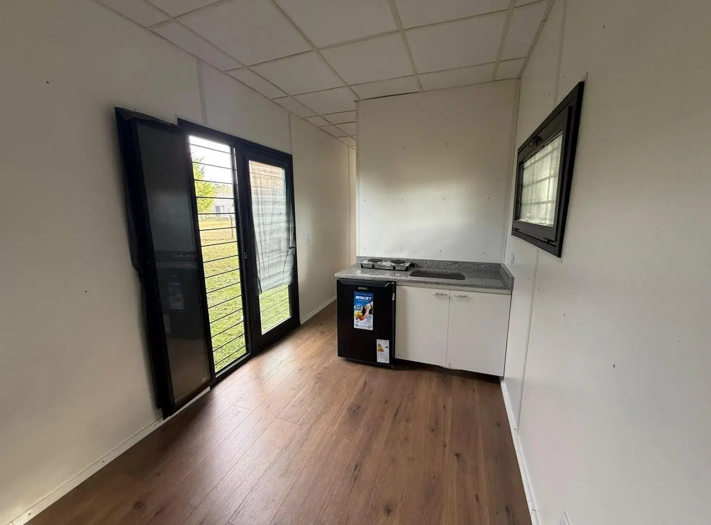 Oportunidad casa container a estrenar, con servicios 4