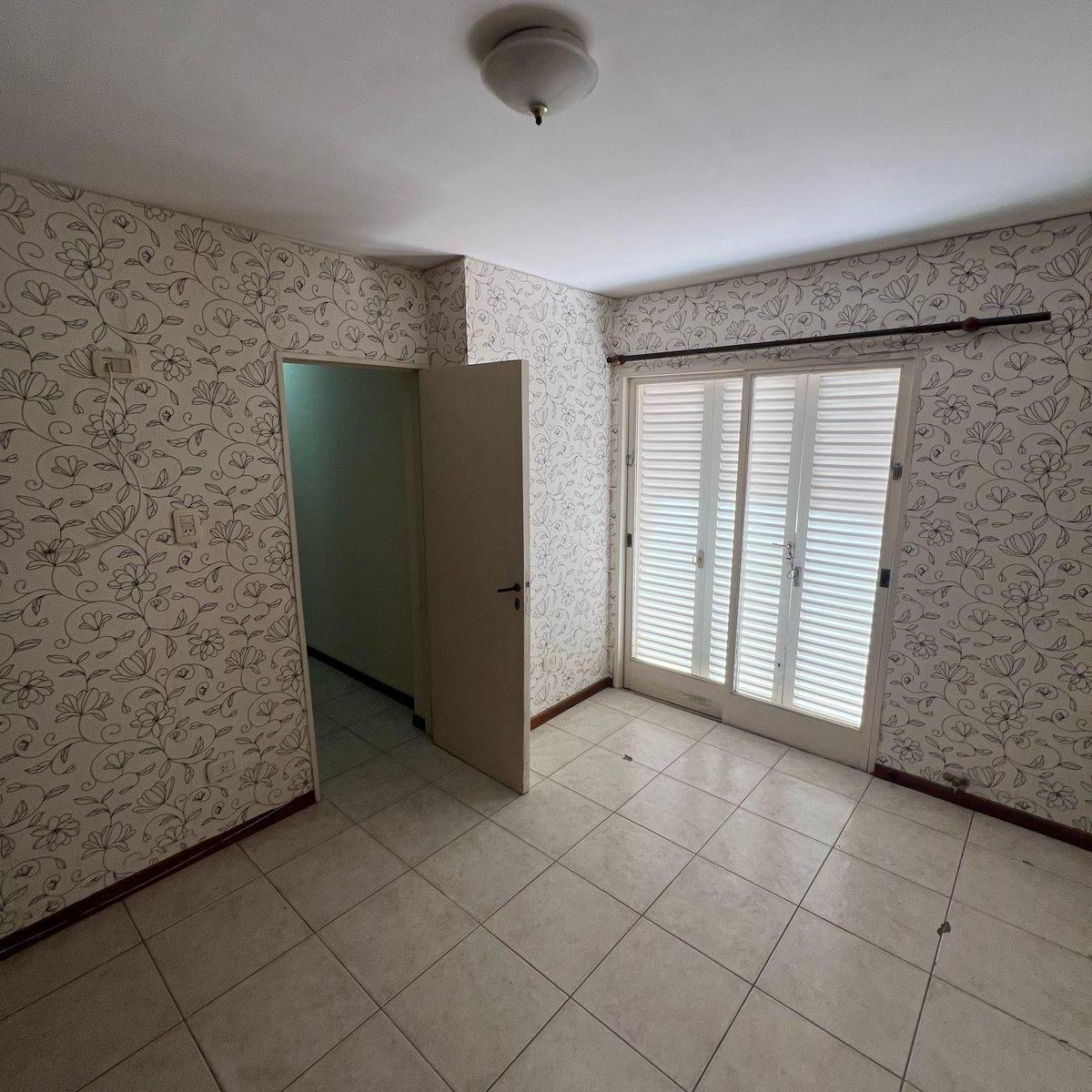 Casa Esquina en Carrodilla, Calle Haiti y Bolivia 3