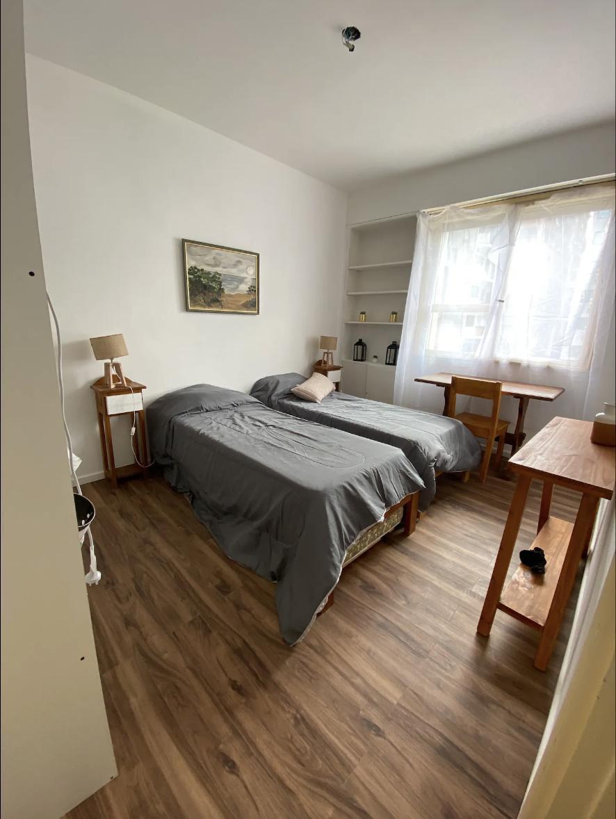 Departamento 4 Ambientes 2 Baños Muy Luminoso en Venta 2