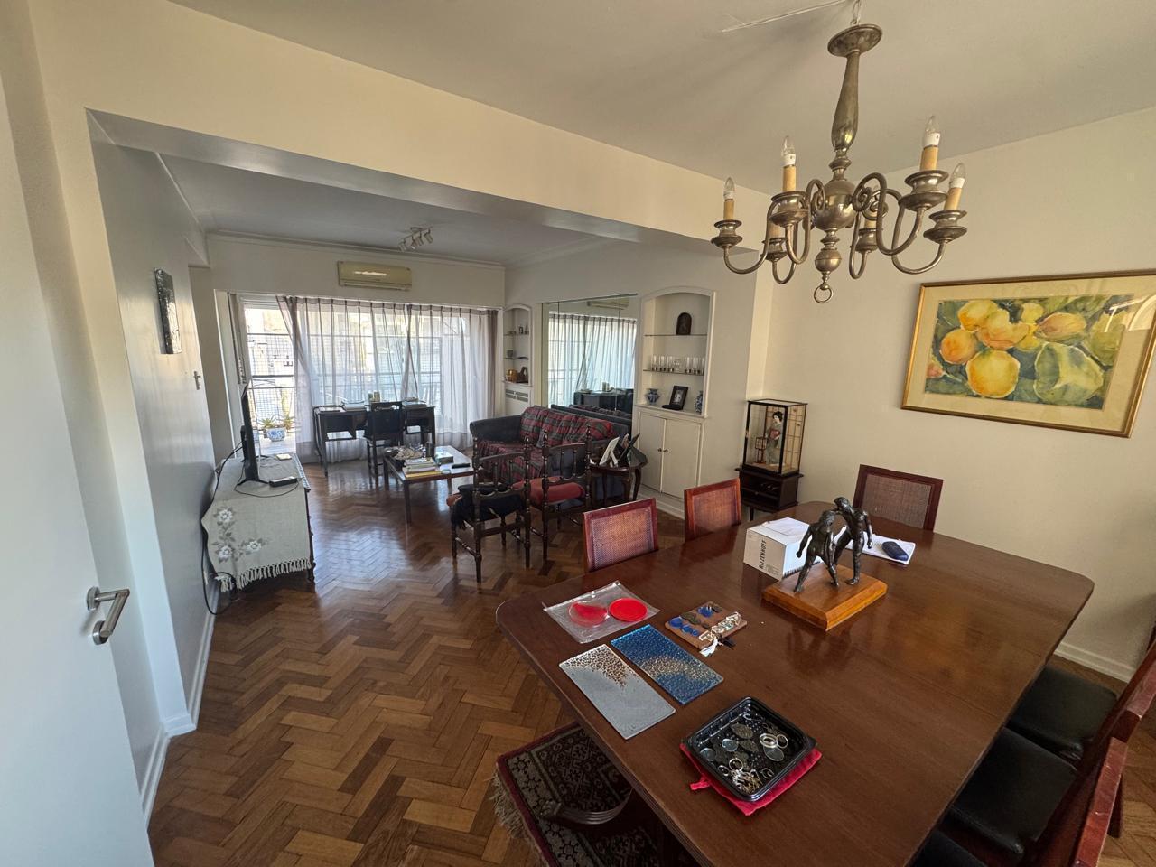 Foto de Excepcional departamento 4 ambientes dependencia - AV. Callao y, imagen 5