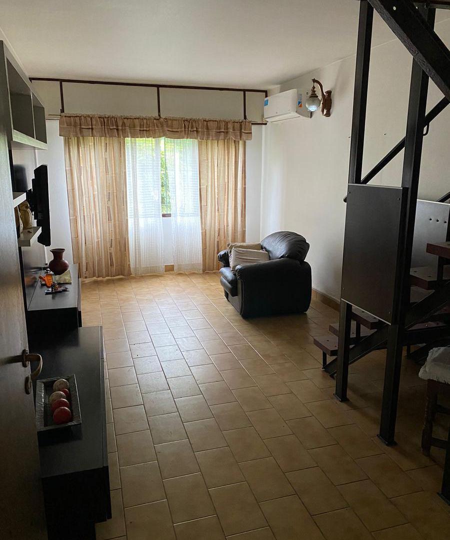 Foto de Casa 4 habitaciones con quincho y pileta en venta, imagen 5