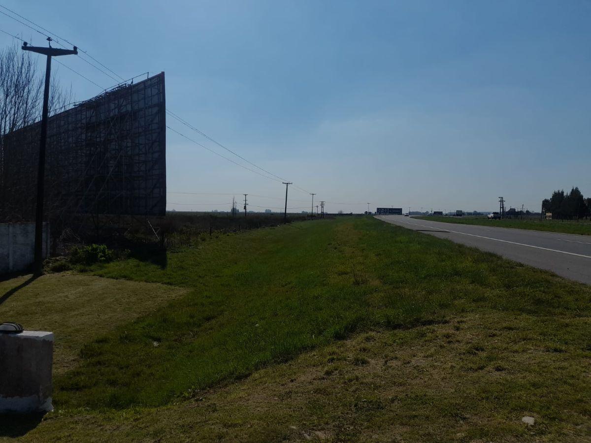 Foto de HOTEL EN MUY BUENA UBICACION EN CHASCOMUS, imagen 4