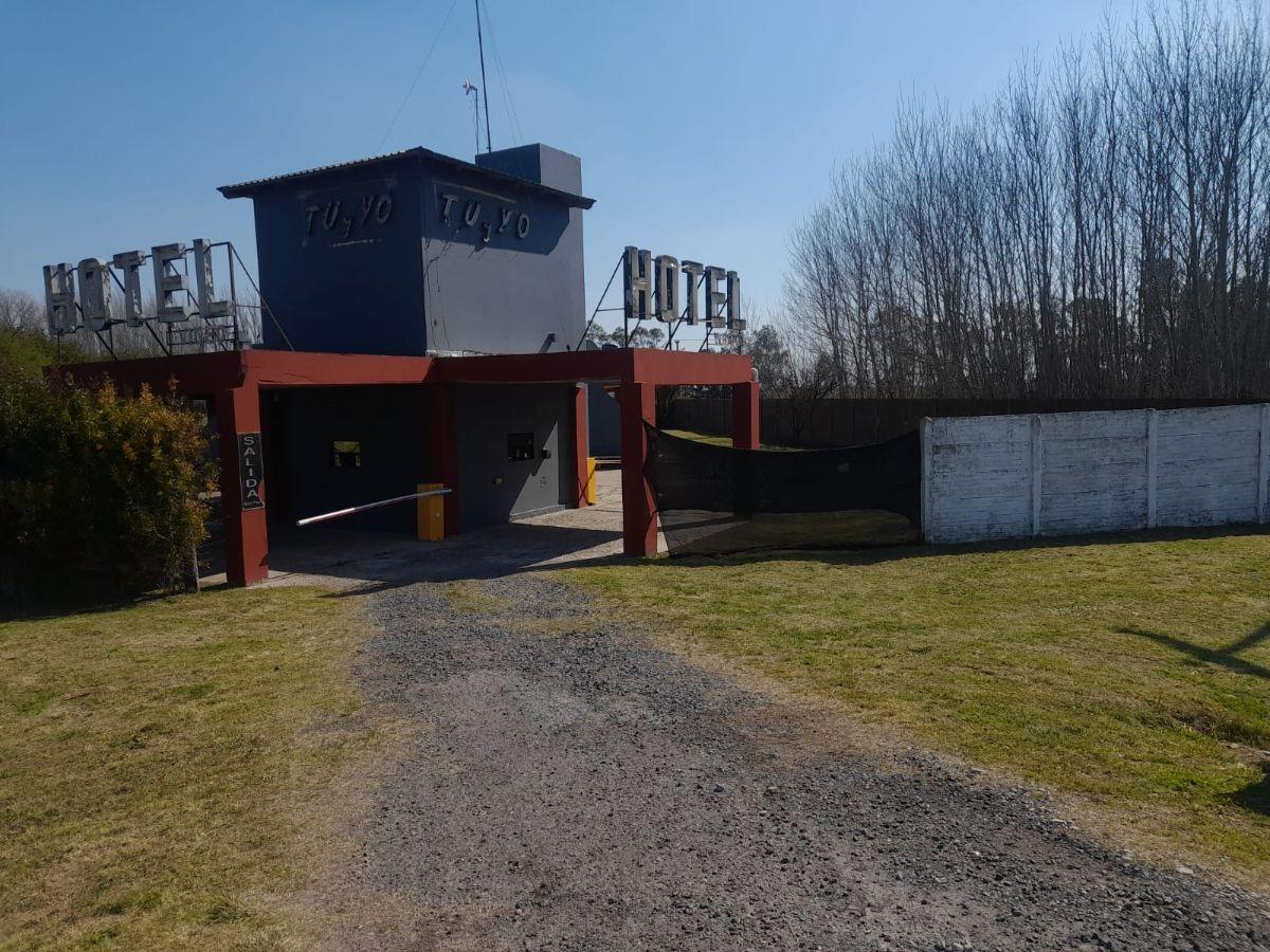 Foto de HOTEL EN MUY BUENA UBICACION EN CHASCOMUS, imagen 2