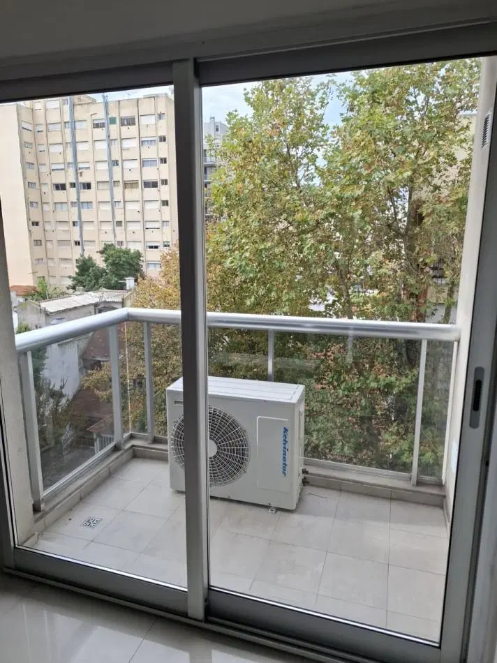 Departamento en venta de 3 ambientes con cochera y baulera en Mar del Plata 3