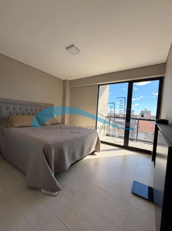 departamento 3 ambientes con cochera y Vista plena al mar 1