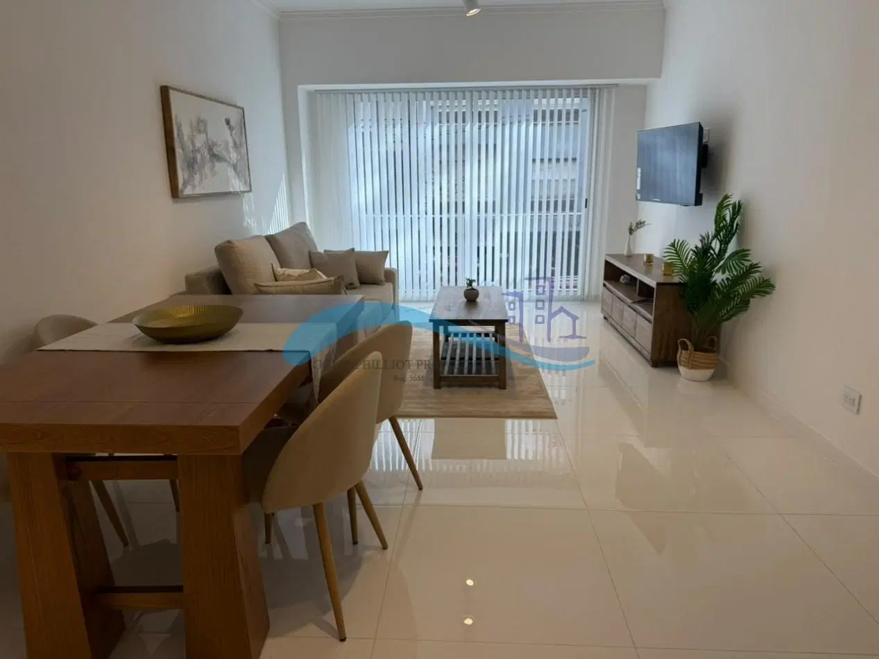 Impecable departamento 3 ambientes a la calle 8