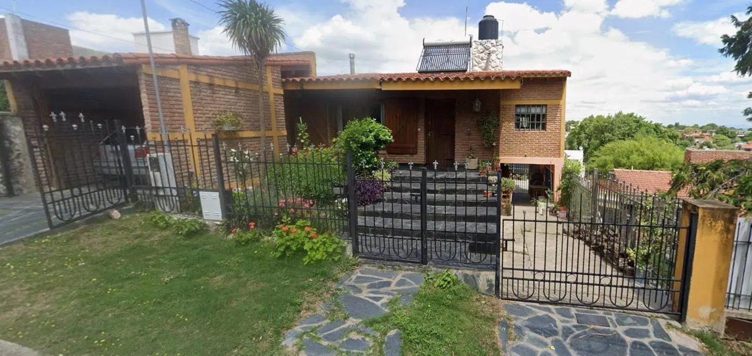VENTA CASA MAS DEPARTAMENTO EN LA FALDA 3