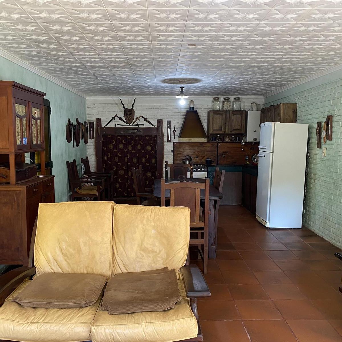 Calle Las Macluras al 5700