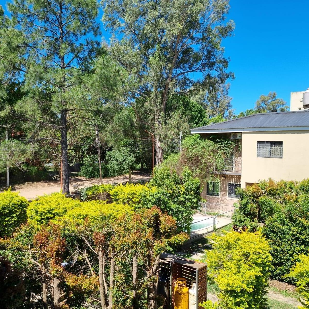 Complejo de Duplex en Calle del Sol y Los Pinos 5