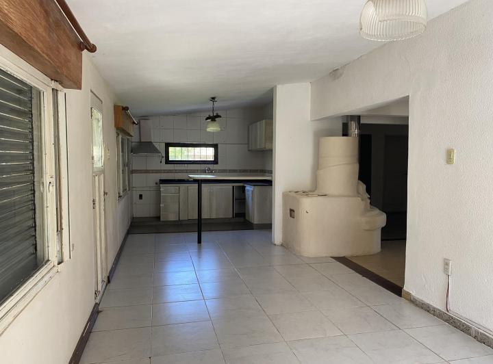 Casa en ALQUILER - Calle Domingo Silva 1500 3