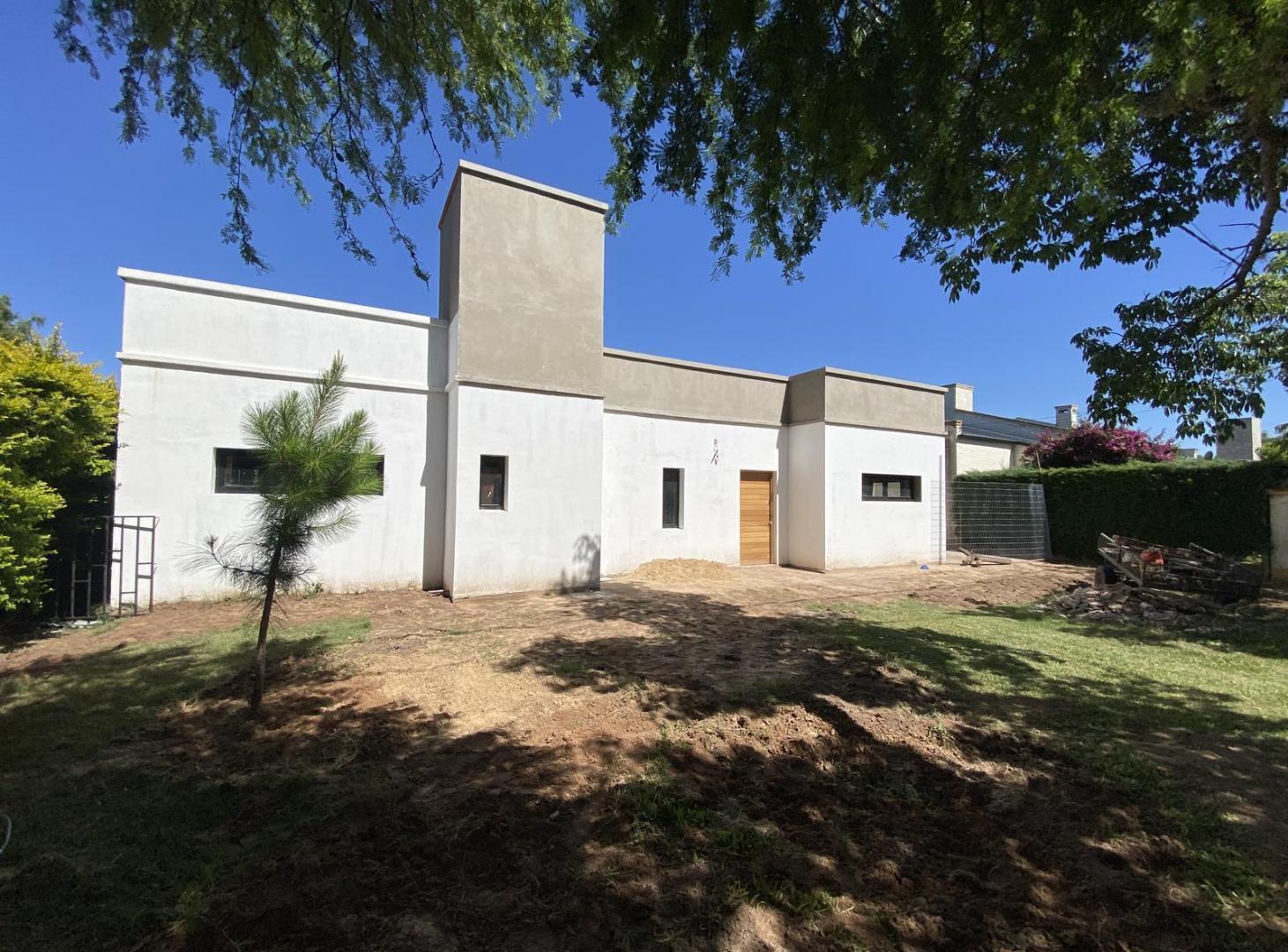 CASA EN VENTA EN CALLE LAS MAGNOLIAS