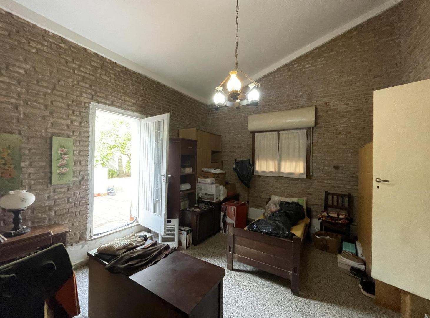 Foto de CASA EN VENTA/ALQUILER EN CALLE ANTON MARTIN AL 2700, imagen 3