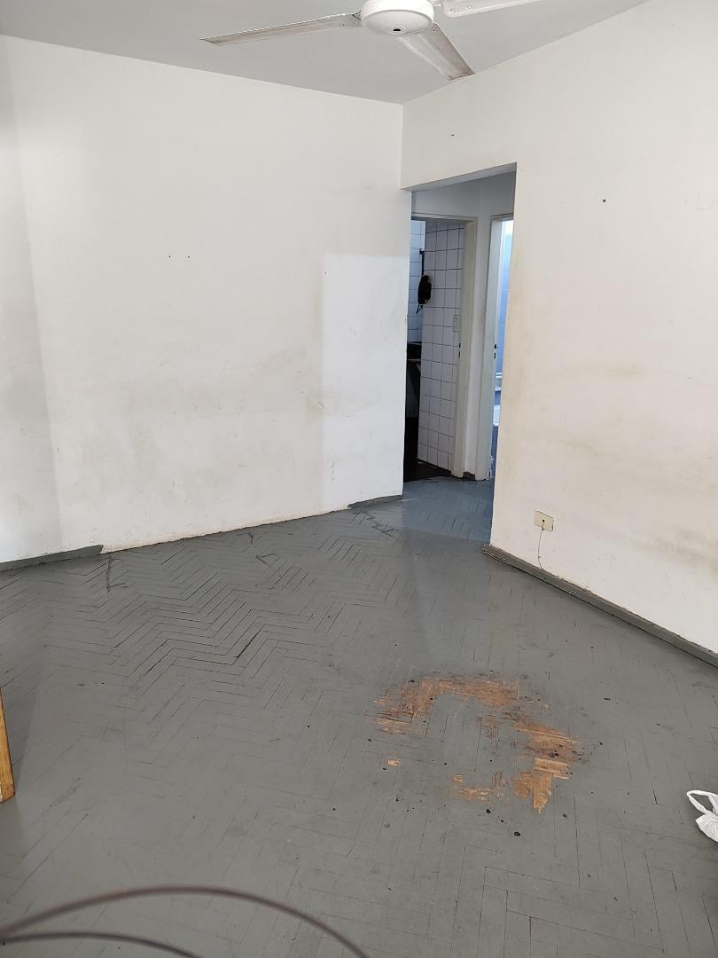 DEPARTAMENTO DE DOS AMBIENTES AL FRENTE a reciclar