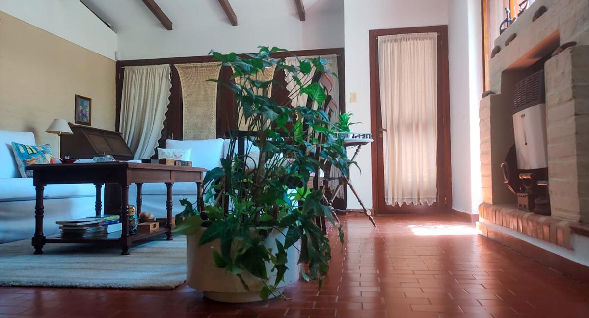 Foto de CASA DE 3 DORMITORIOS CON QUINCHO Y PILETA ZONA COSTANERA - SANTA FE, imagen 5
