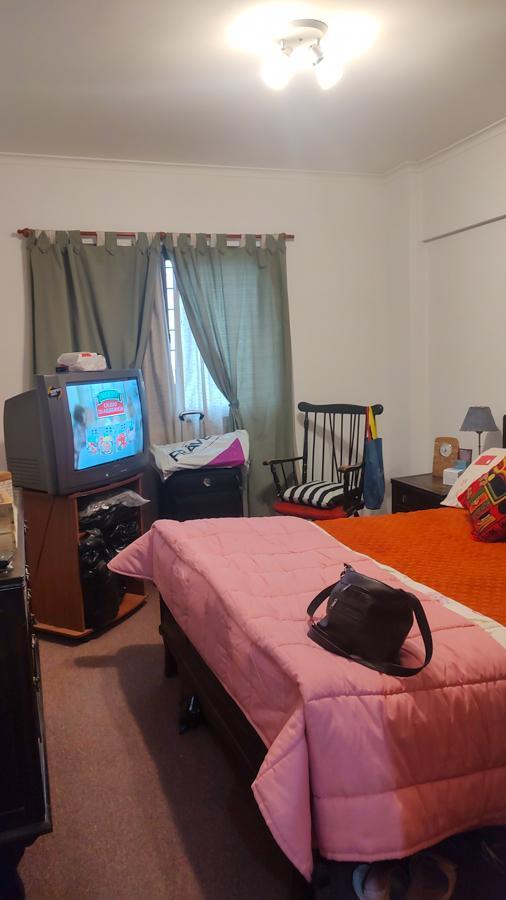 Foto de DEPARTAMENTO CENTRICO DE 2 DORMITORIOS Y COCHERA - DEPARTAMENTO - SANTA, imagen 4
