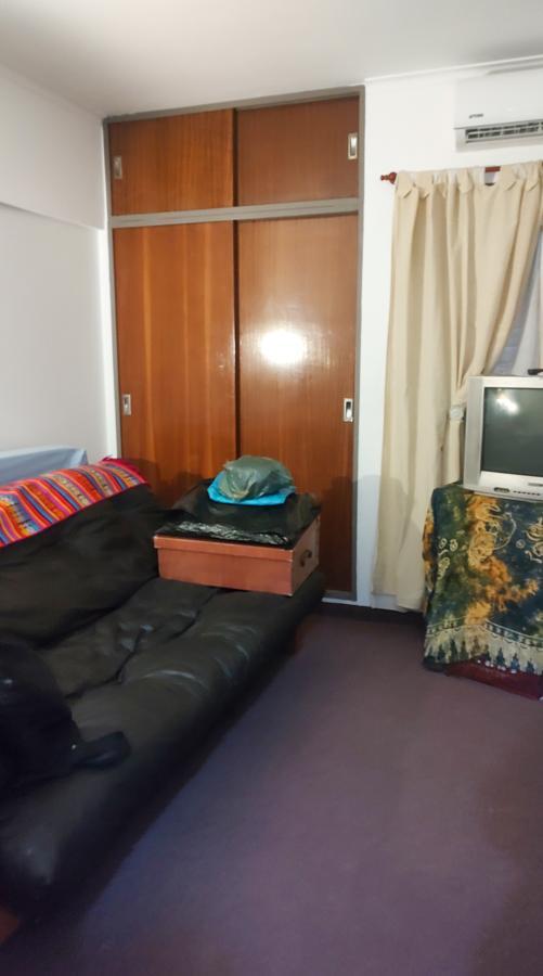 Foto de DEPARTAMENTO CENTRICO DE 2 DORMITORIOS Y COCHERA - DEPARTAMENTO - SANTA, imagen 2