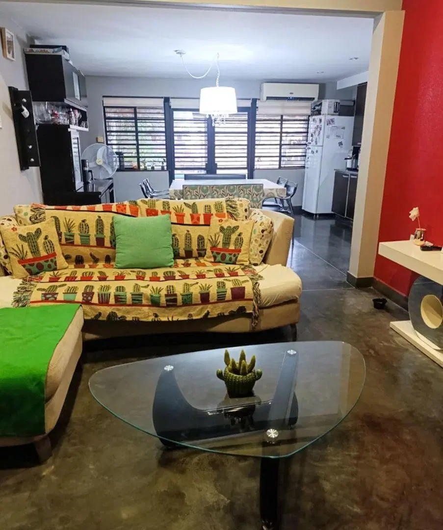 CASA A METROS DE COSTANERA - SANTA FE 2