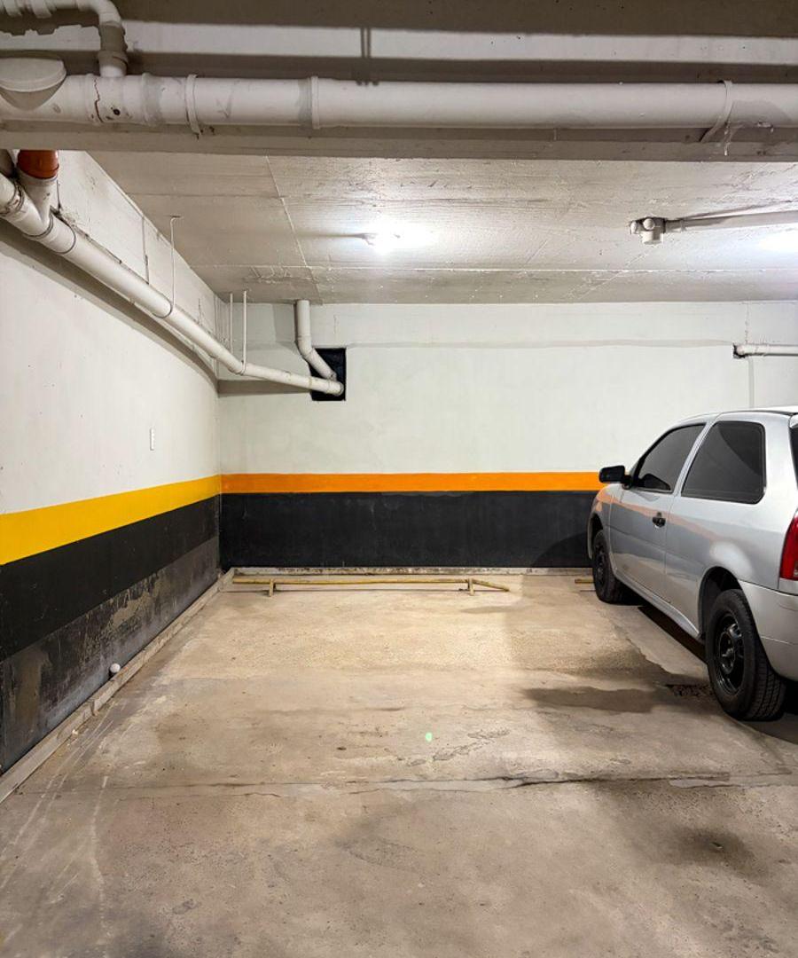 Foto de Espacio de cochera en subsuelo, con portones automaticos y autoelevador., imagen 5