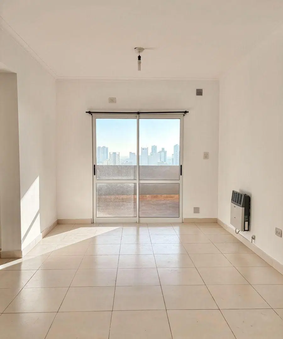 DEPARTAMENTO DE 2 DORMITORIOS Y COCHERA A METROS DE PEATONAL SAN MARTÍN - SANTA FE 3