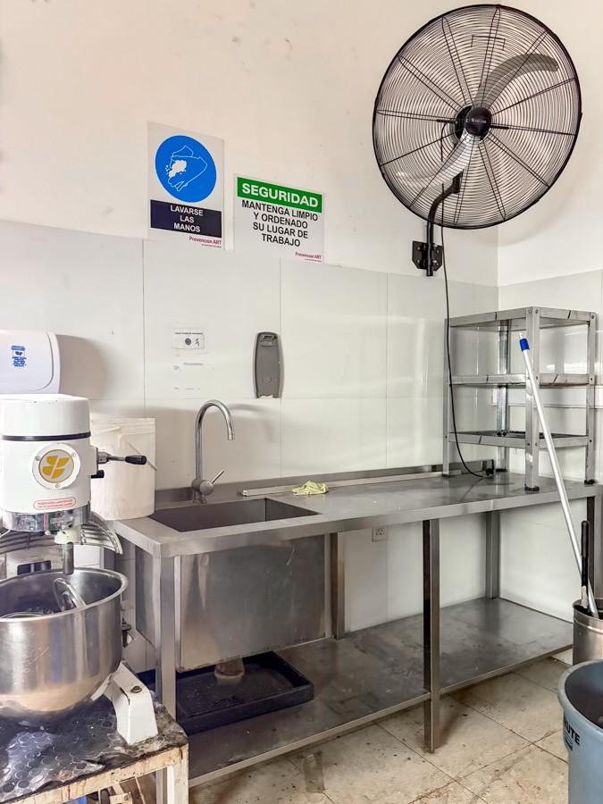 Foto de LOCAL COMERCIAL SOBRE BV. GÁLVEZ, imagen 4