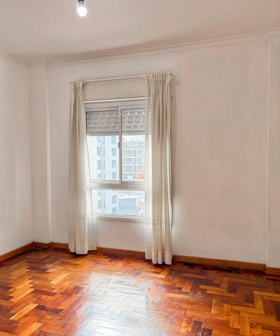 Foto de AMPLIO DEPARTAMENTO DE 2 DORMITORIOS - ZONA CENTRO, imagen 2